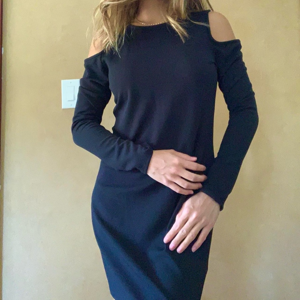 Elegant Black Cold Shoulder Dress